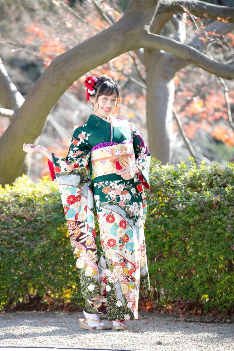 菅 真鈴（カレッジ・コスモス）｜＜晴れ着お披露目会＞（東京・港区白金台 八芳園）