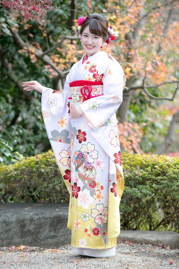 伊藤彩華（カレッジ・コスモス）｜＜晴れ着お披露目会＞（東京・港区白金台 八芳園）