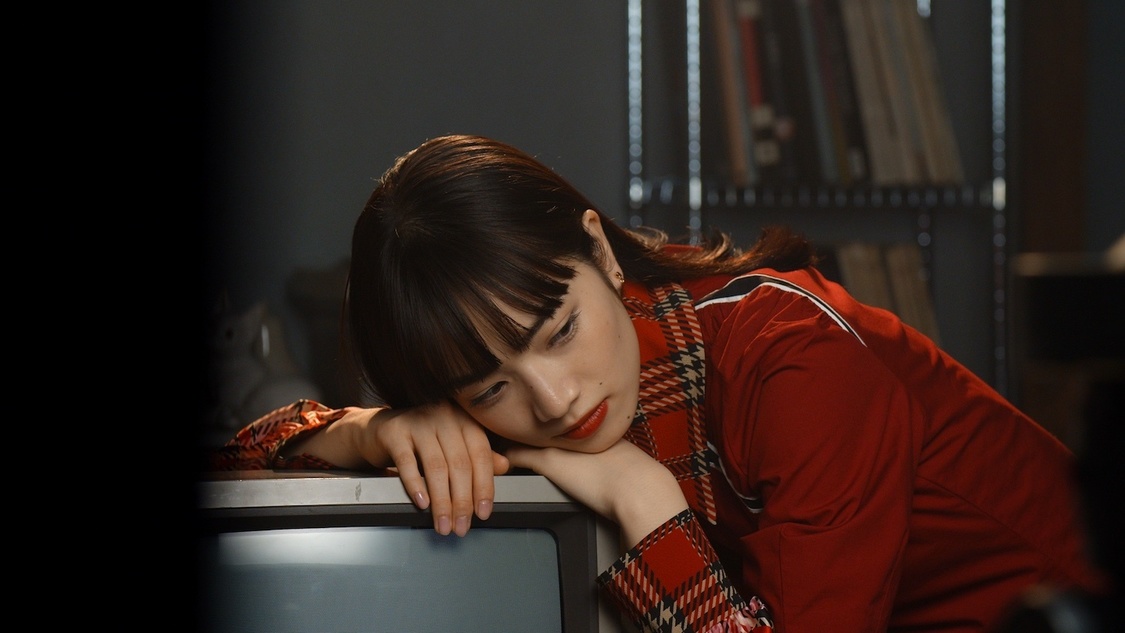 明治『ガルボ』新TVCM「ガルボ あるあるモンスター」篇より