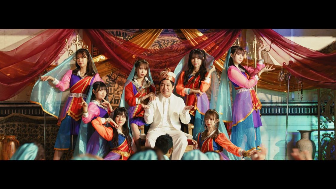 「君は何キャラット？」MVより