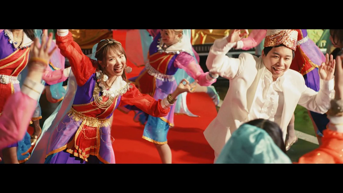 「君は何キャラット？」MVより