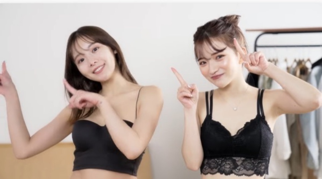 動画「【春服デートコーデ】りおとルックブック💘-DATE LOOKBOOK- 【りおコラボ】」より