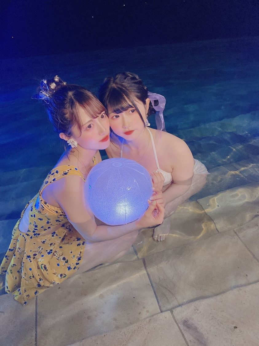 JamsCollection 水着姿オフショットより