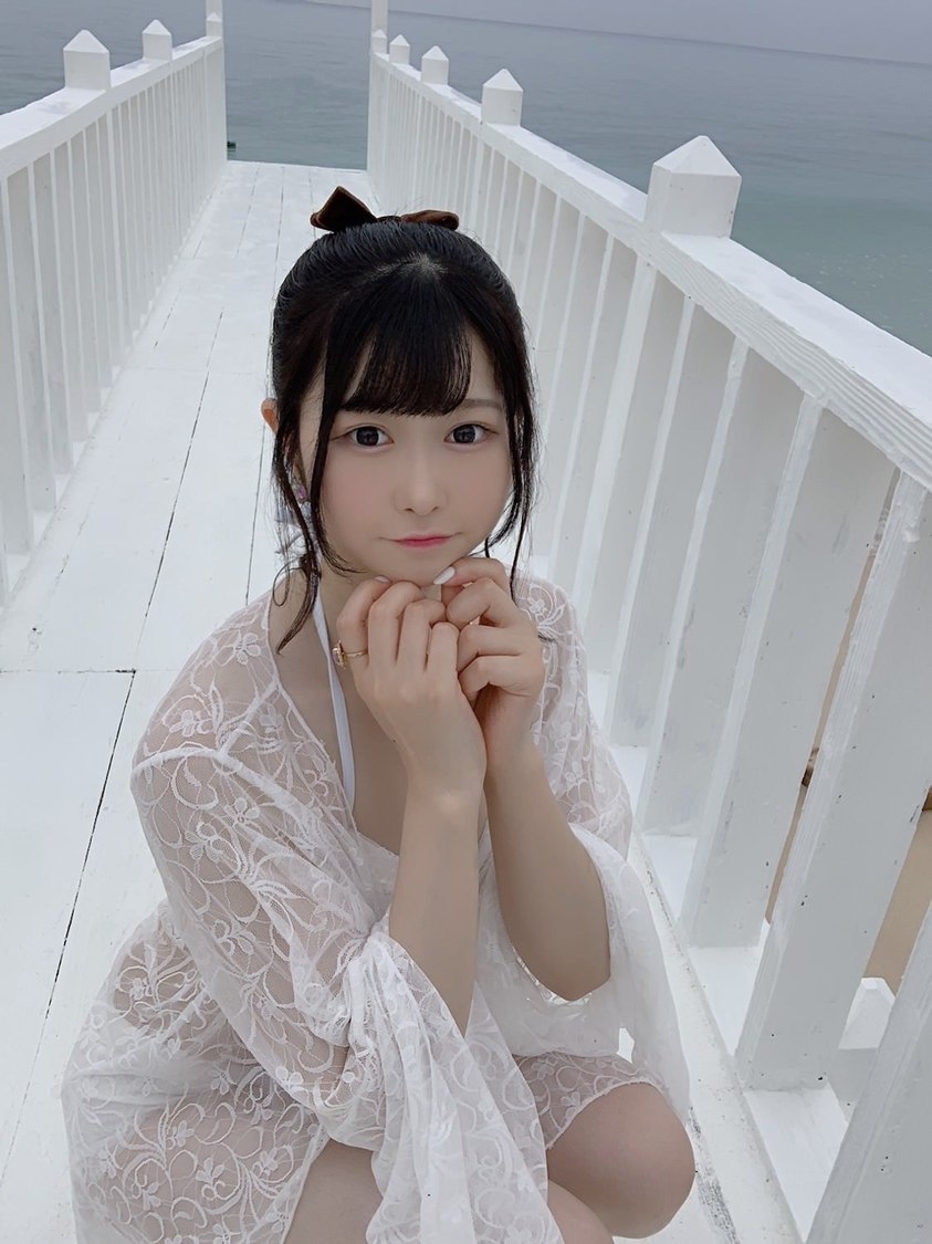 一宮彩夏（JamsCollection ）水着姿オフショットより