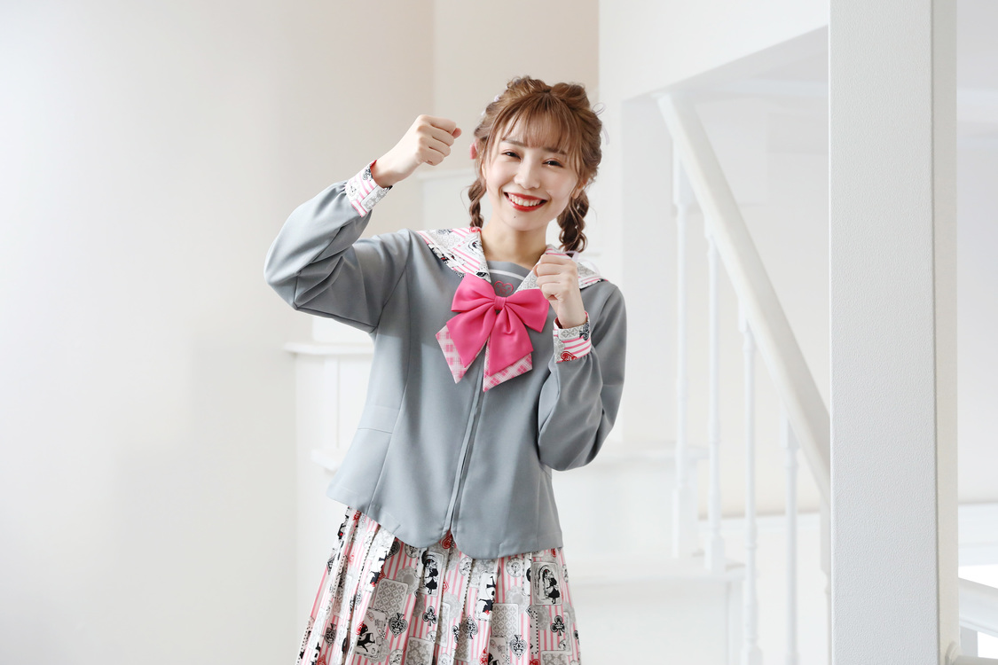 Singing Cosplayer Hikari