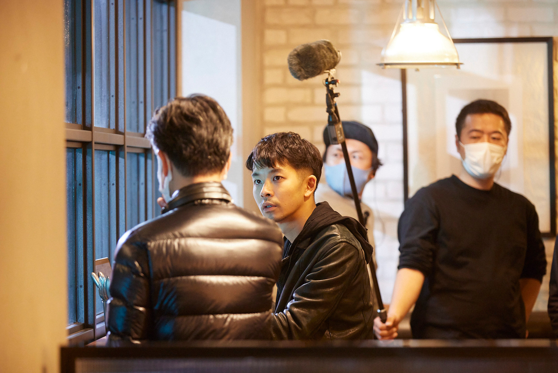 電⼦マンガ『ピッコマ』新TV-CM「アメハナカラス」篇 第1話／第2話より