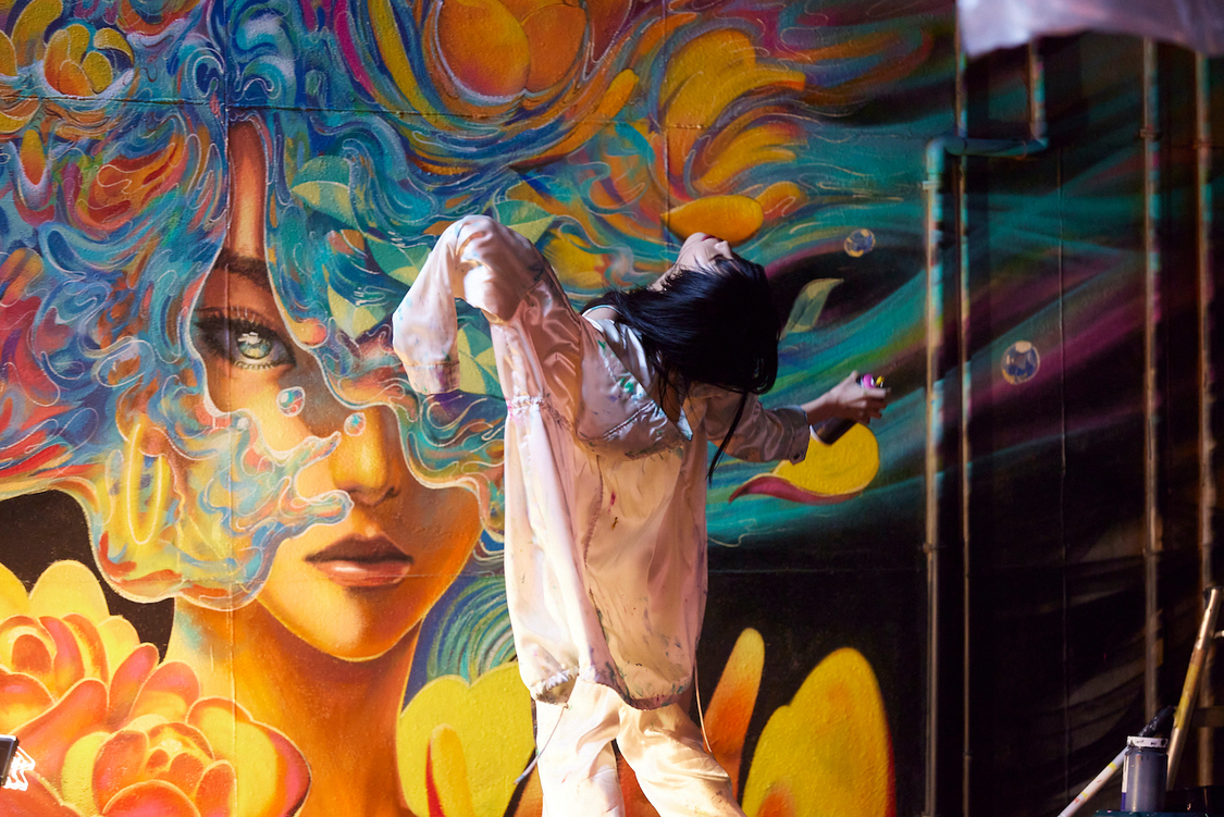 電⼦マンガ『ピッコマ』新TV-CM「アメハナカラス」篇 第1話／第2話より