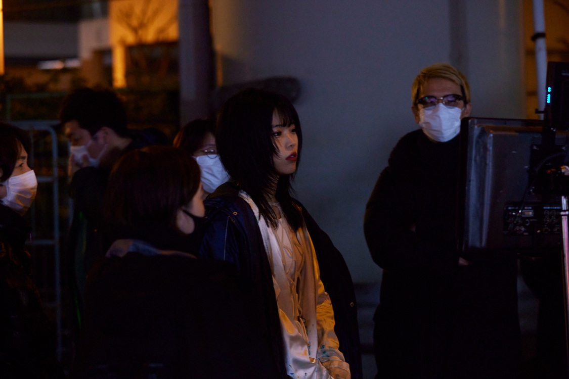 電⼦マンガ『ピッコマ』新TV-CM「アメハナカラス」篇 第1話／第2話より