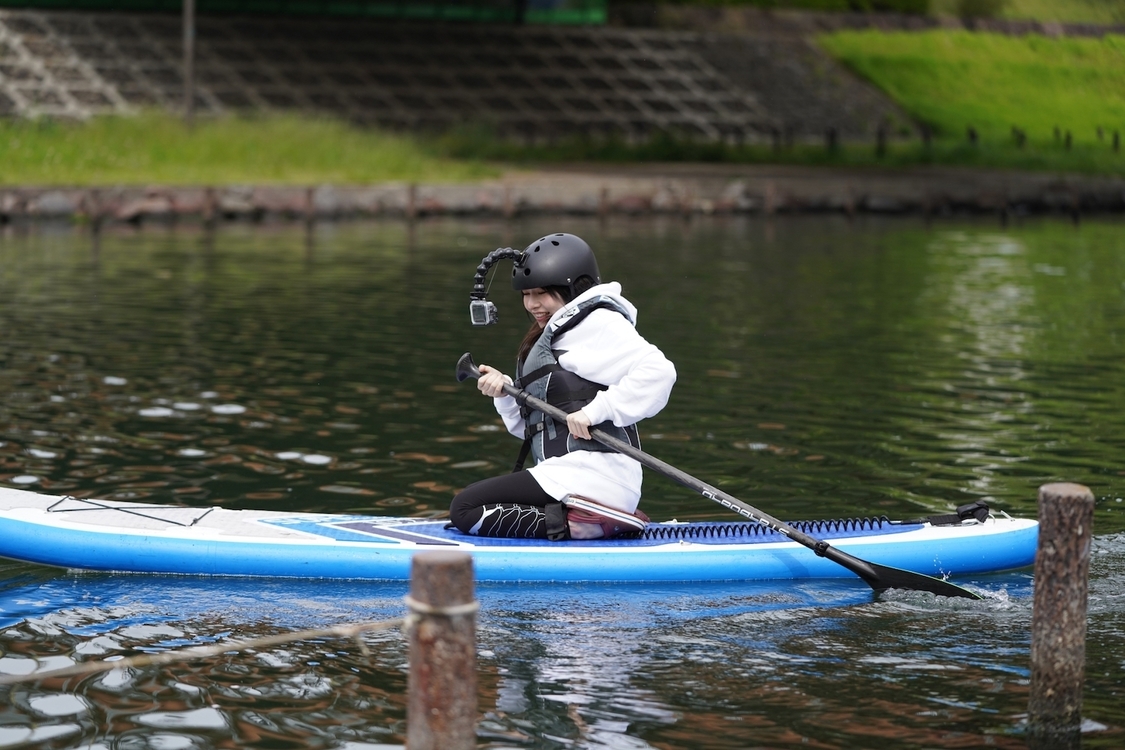 『バズリズム02』より