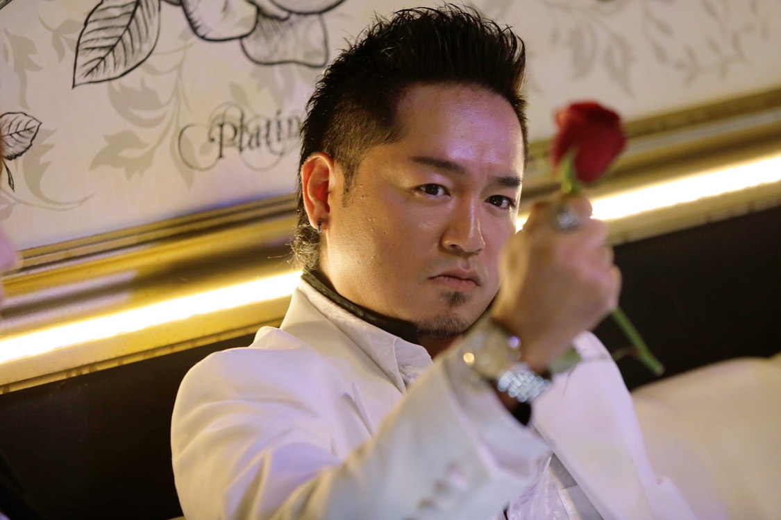 白川光流役・仁科克基