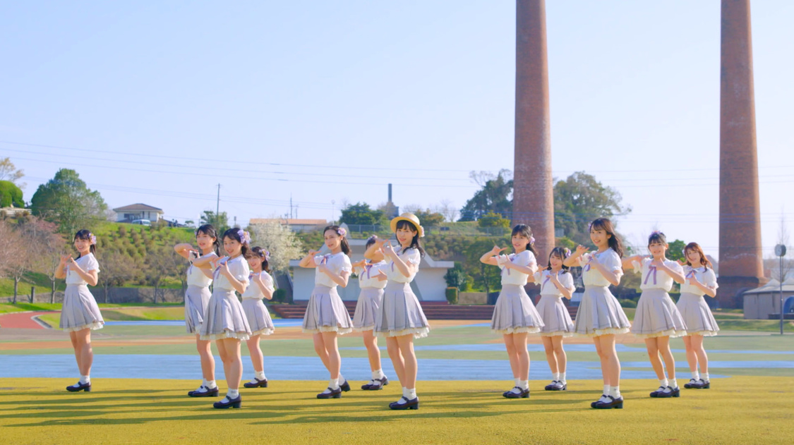 「君とどこかへ行きたい – みずほ選抜」MVより（©Mercury）