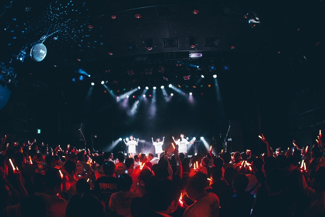 未完成リップスパークル4thワンマンライブ～Sorry 4 the wait!～　PHOTO:コヤマタイガ