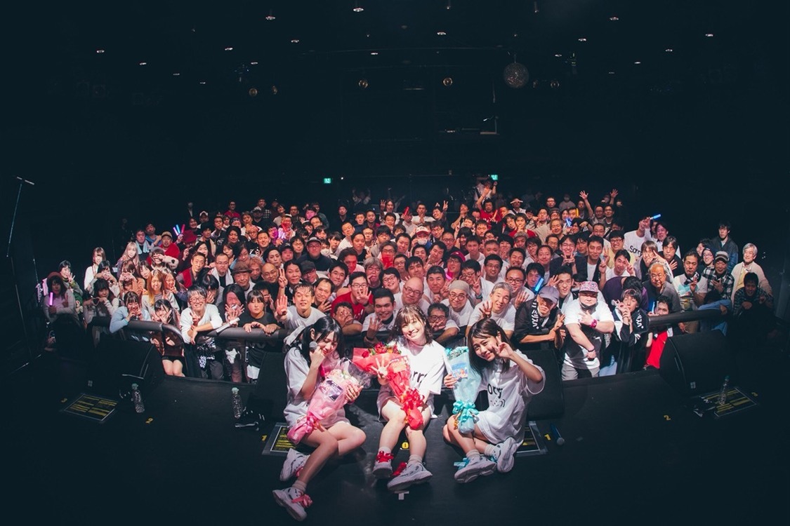 未完成リップスパークル4thワンマンライブ～Sorry 4 the wait!～　PHOTO:コヤマタイガ