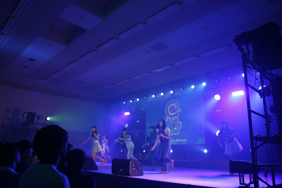 ＜@JAM EXPO 2018＞8月26日「CROWN POP」ブルーベリーステージ