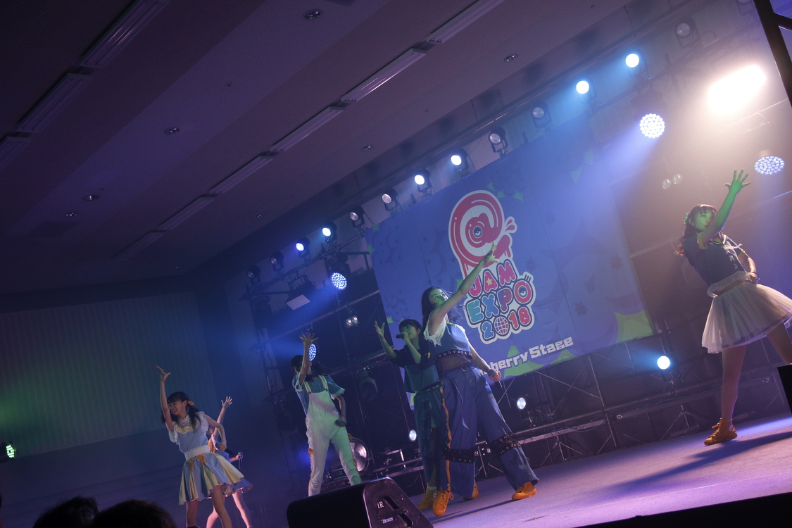 ＜@JAM EXPO 2018＞8月26日「CROWN POP」ブルーベリーステージ