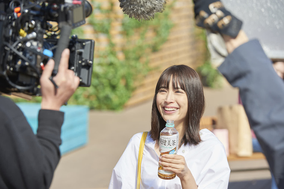 広瀬アリス『爽健美茶』