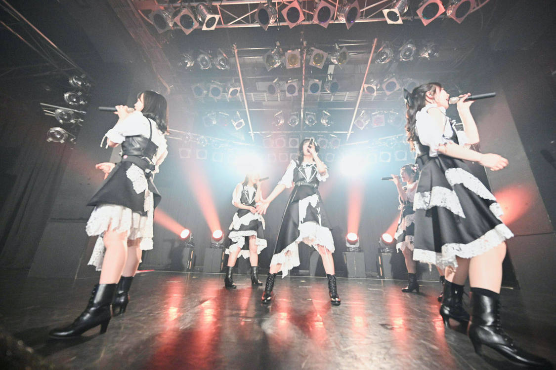 ＜神が宿る場所～神宿×かみやど 2マンライブ～＞より（2021年5月7日／YOKOHAMA Bay Hall）