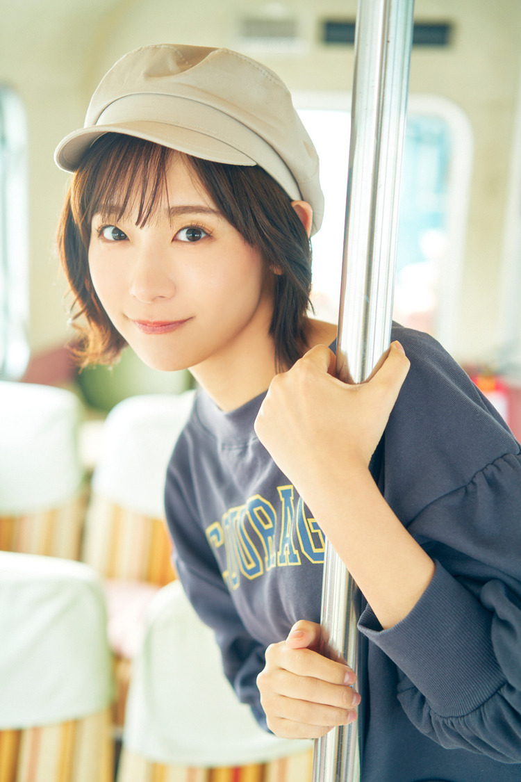 水湊みお（（c）撮影：岡本武志／スクウェア・エニックス）