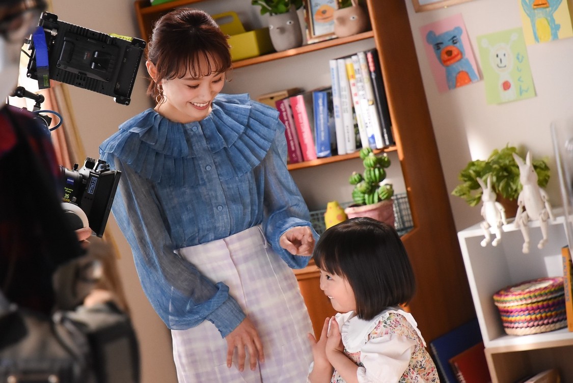 メイキング写真『ムシューダ ダニよけ』新TV-CM第1弾「やさしい熊雄」篇より