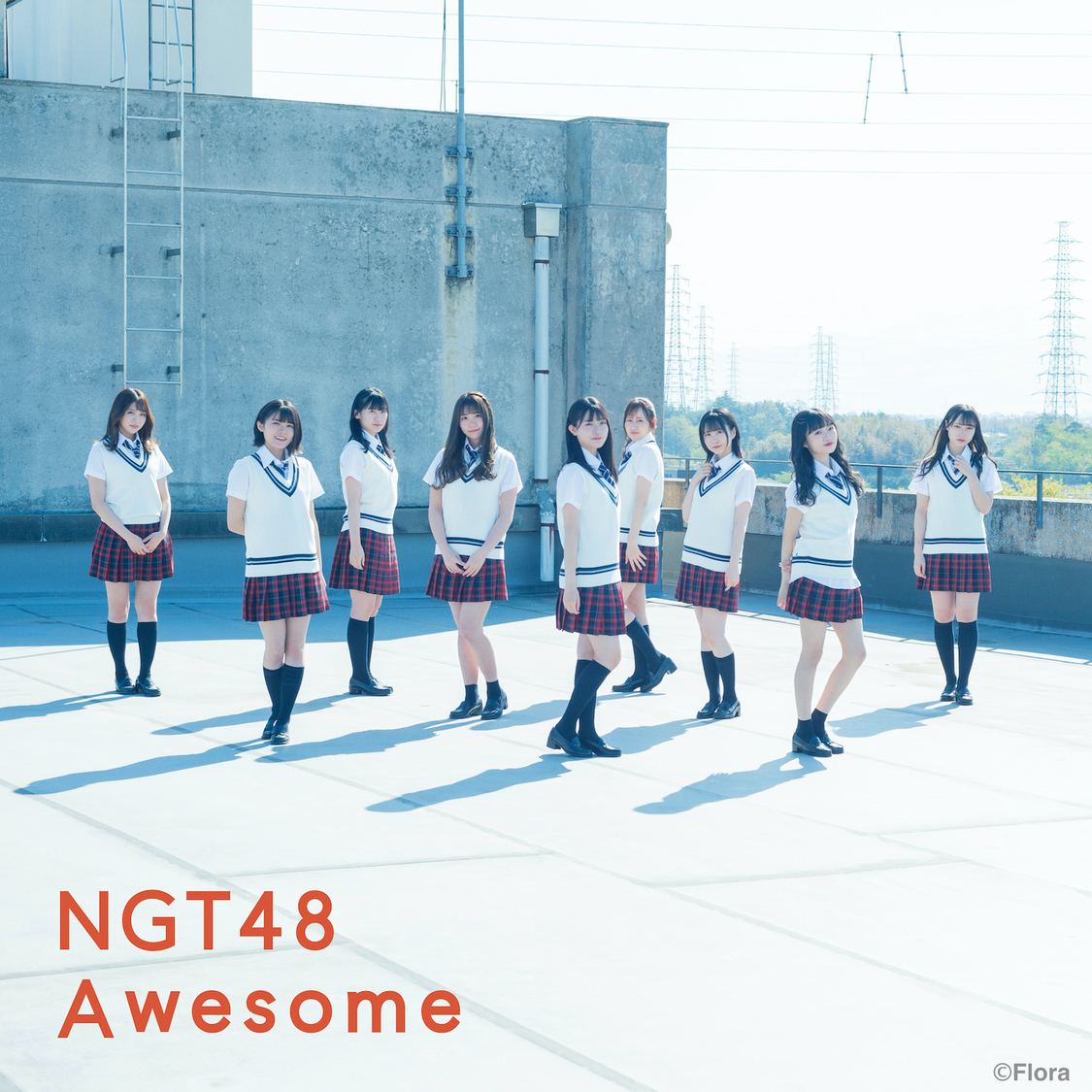 6thシングル「Awesome」［通常盤］Type A（©Flora）