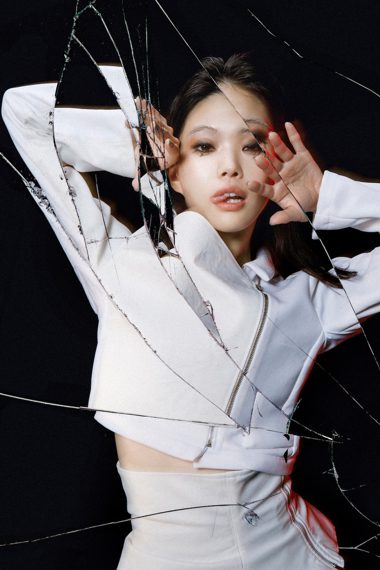 アイナ・ジ・エンド