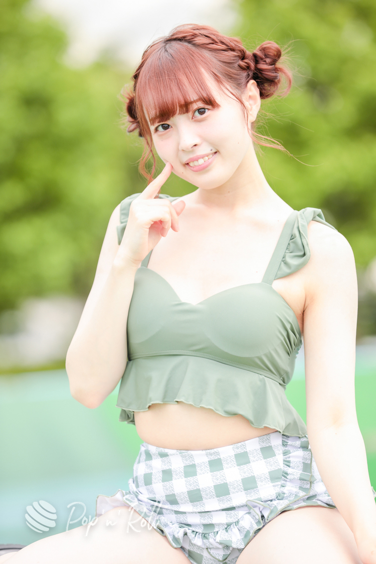 秋吉真衣（Teamくれれっ娘！）