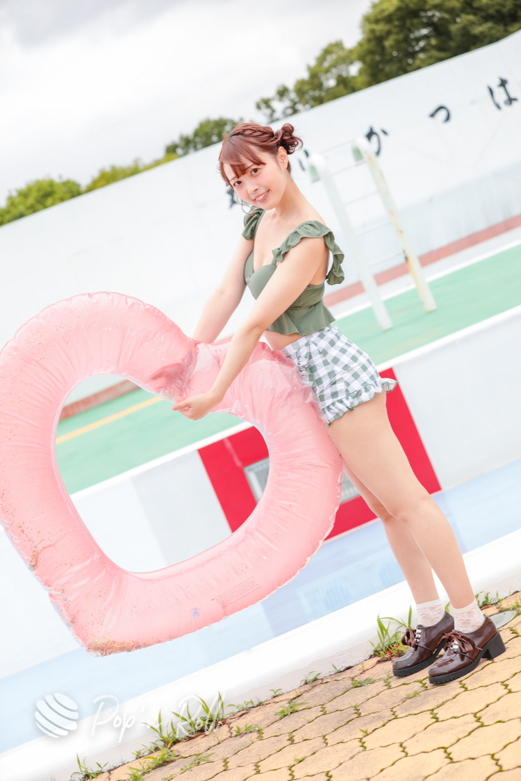 秋吉真衣（Teamくれれっ娘！）