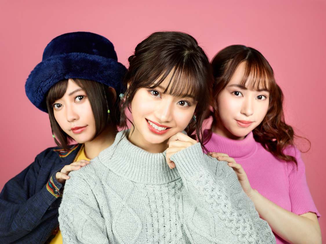 十束おとは（フィロソフィーのダンス）、柴田阿弥、佐藤まりあ（フィロソフィーのダンス）