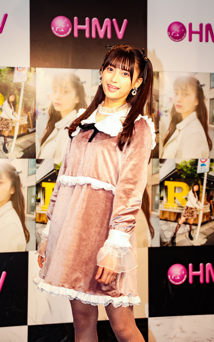 マジカル・パンチライン 小山リーナ、1st ビジュアルブック『R』発売記念イベント｜HMV エソラ池袋店（2019年2月3日）