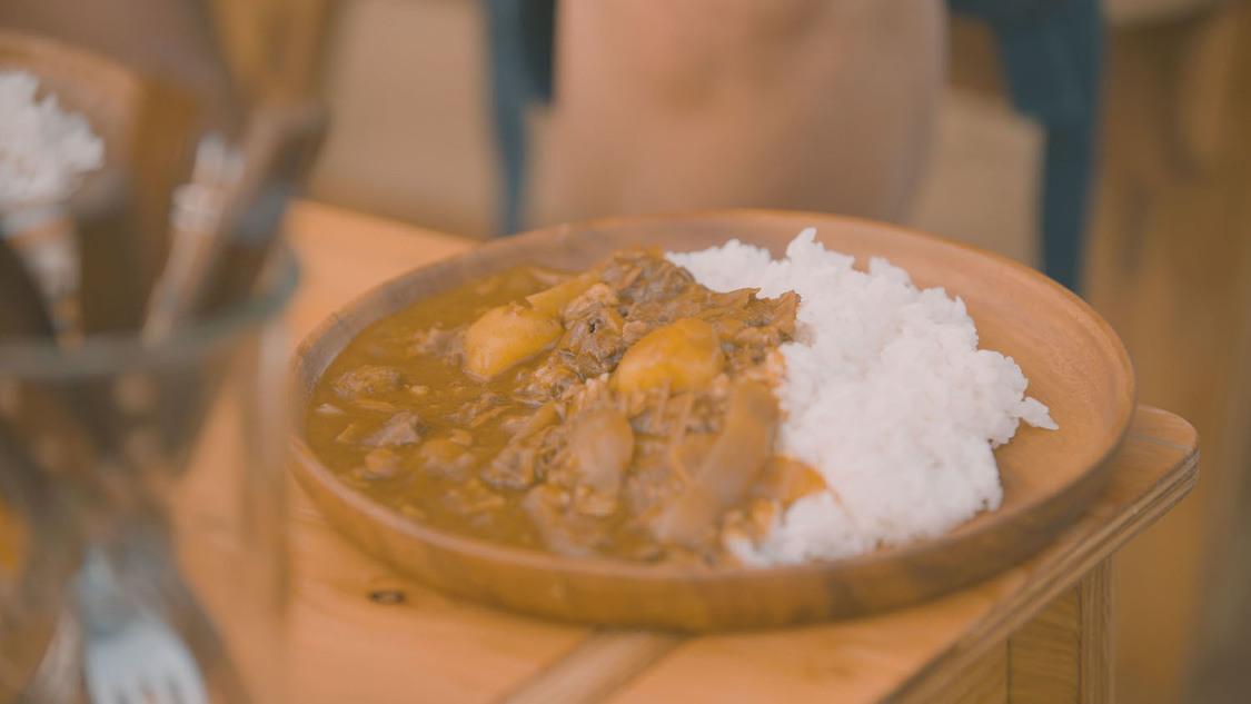 WEB動画「メロンの常識に、カミナリ!!キャンプ ‐CITY OF HOKOTA‐」篇より