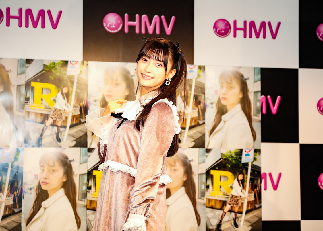 マジカル・パンチライン 小山リーナ、1st ビジュアルブック『R』発売記念イベント｜HMV エソラ池袋店（2019年2月3日）