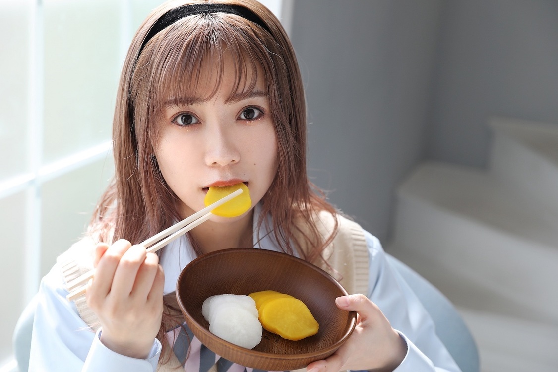 Singing Cosplayer Hikari