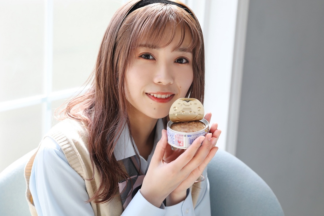 Singing Cosplayer Hikari