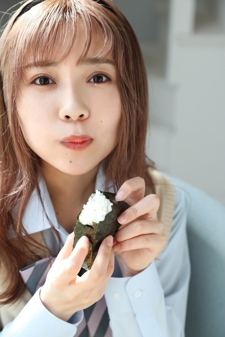 Singing Cosplayer Hikari