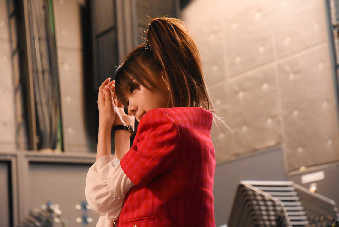 『脱臭炭』新CM「愛たんれいなたん脱臭炭」編より