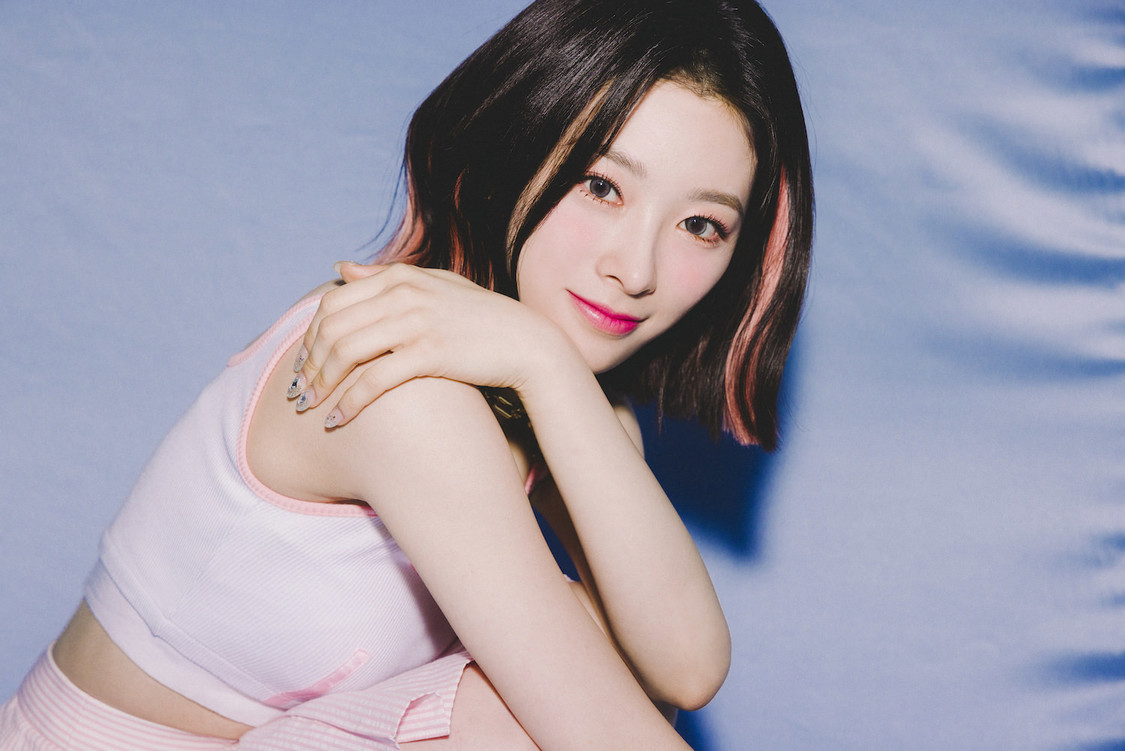 YunKyoung（ユンギョン／©2021 Woollim Entertainment Co.,Ltd.／YOSHIMOTO KOGYO CO.,LTD.）