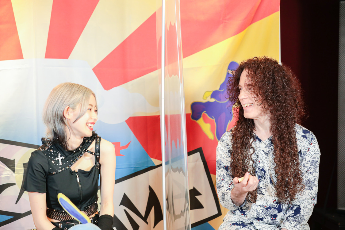 南向いずみ、マーティ・フリードマン