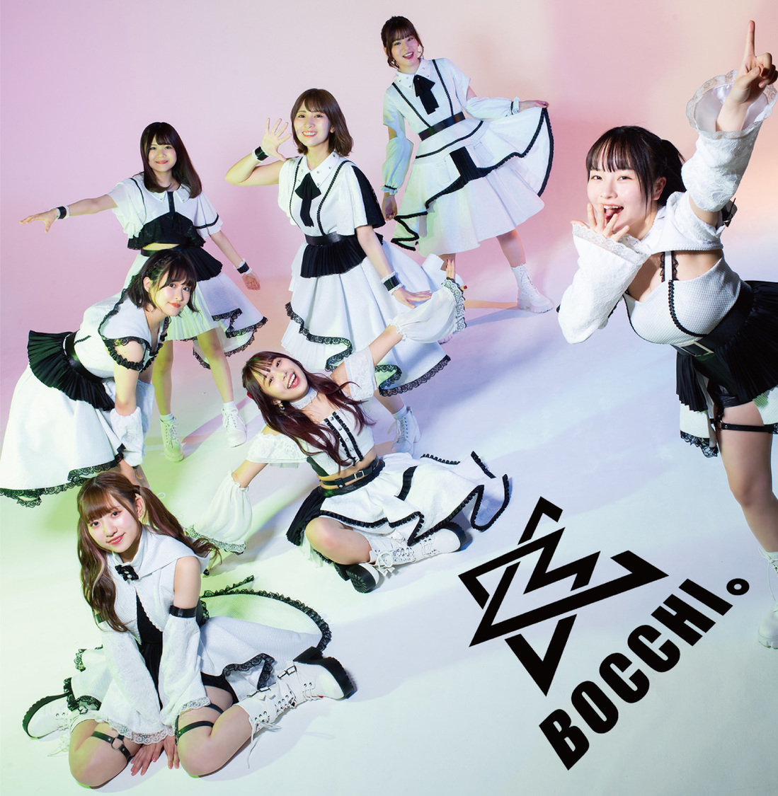 「夏初月～Natsuhazuki～／君は魔法」ジャケット写真