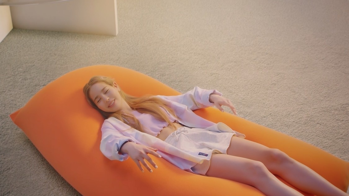 NiziU×Yogibo新TV-CM