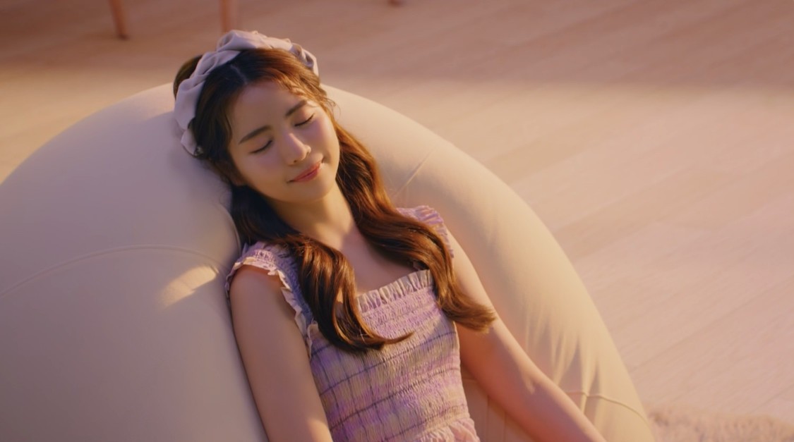 NiziU×Yogibo新TV-CM