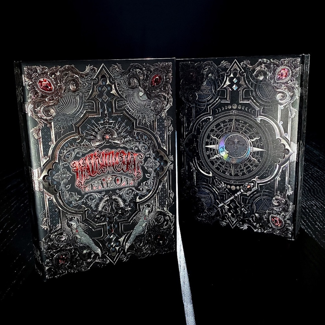 「BABYMETAL TAROT CARDS」より