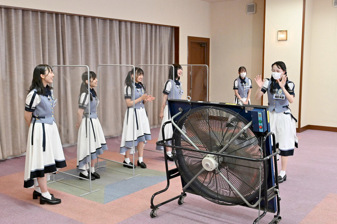 『STU48 イ申テレビ』番組画像（©東北新社）