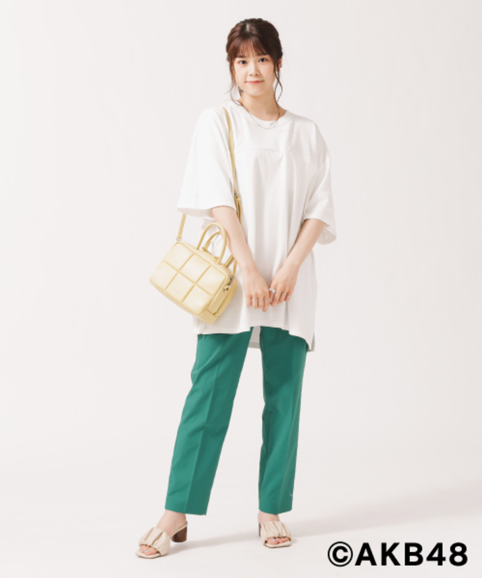 AKB48×ナノ・ユニバースコラボビッグクルーネックTシャツ