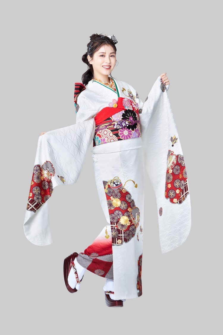 浜辺美波『京都きもの友禅』夏の振袖最新カタログ