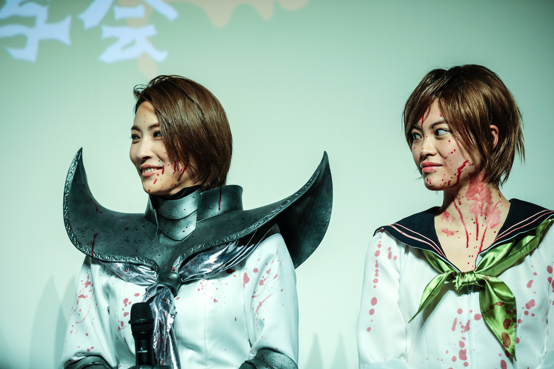 護あさな、佐野いずみ 映画『血まみれスケバンチェーンソー RED』＜セント・血まみれ・バレンタイン完成披露試写会舞台挨拶＞より｜2019年2月13日（水）神楽座