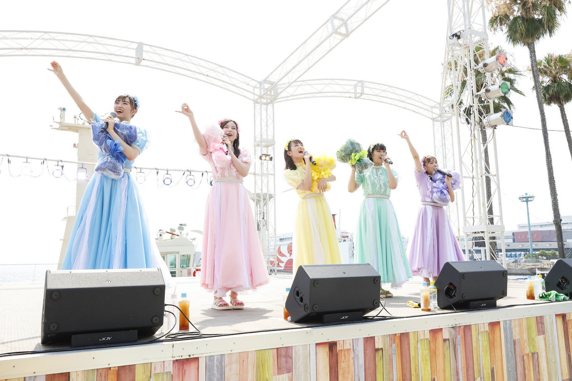 フリーライブ＜オーバー・ザ・たこやきレインボー＞大阪・南港ATC海辺のステージ（2021年7月31日）