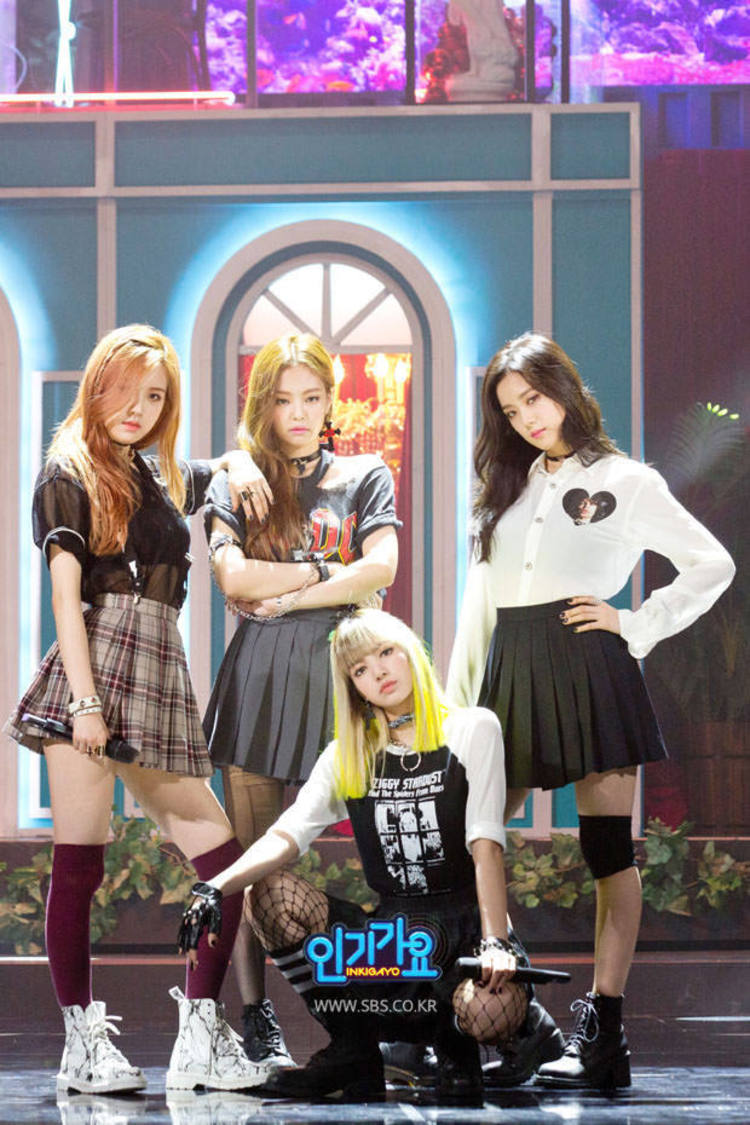 BLACKPINK『SBS人気歌謡』より（ⓒSBS）