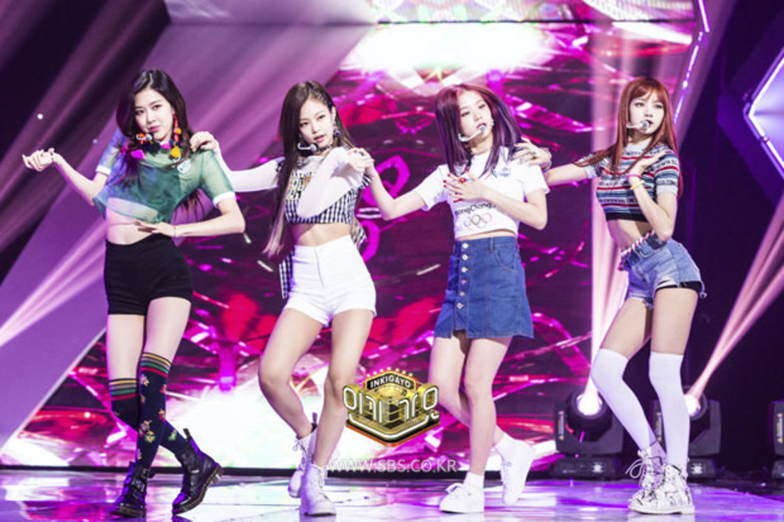 BLACKPINK『SBS人気歌謡』より（ⓒSBS）