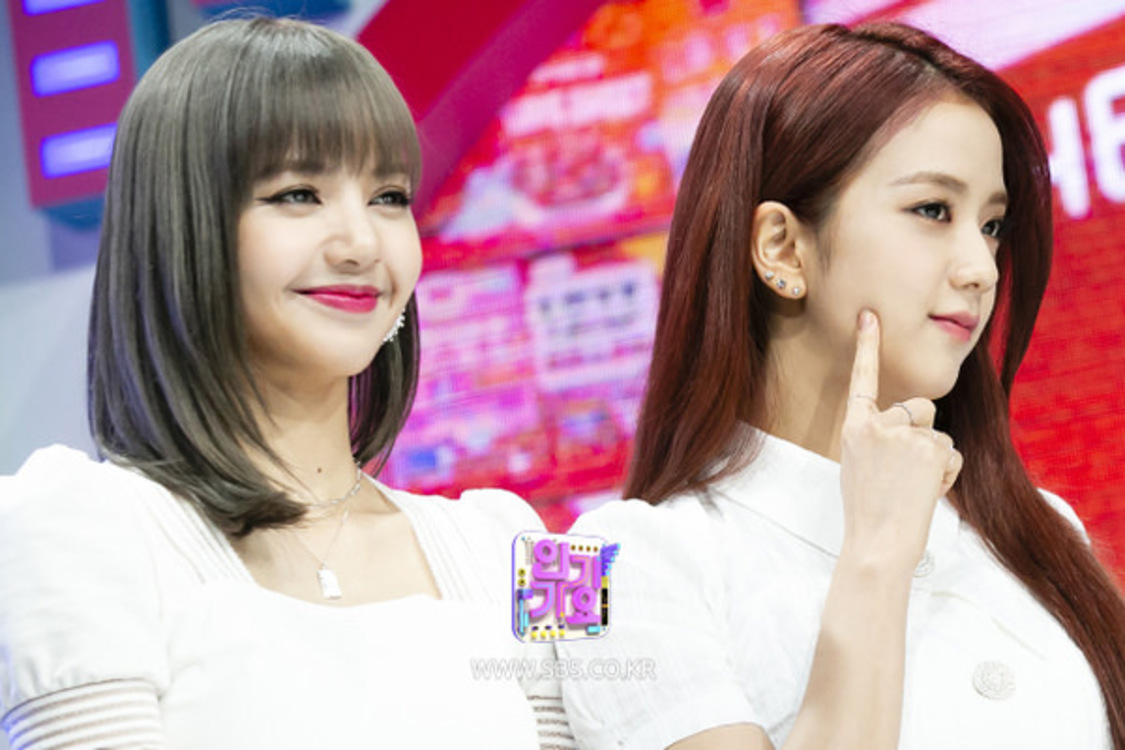 BLACKPINK『SBS人気歌謡』より（ⓒSBS）