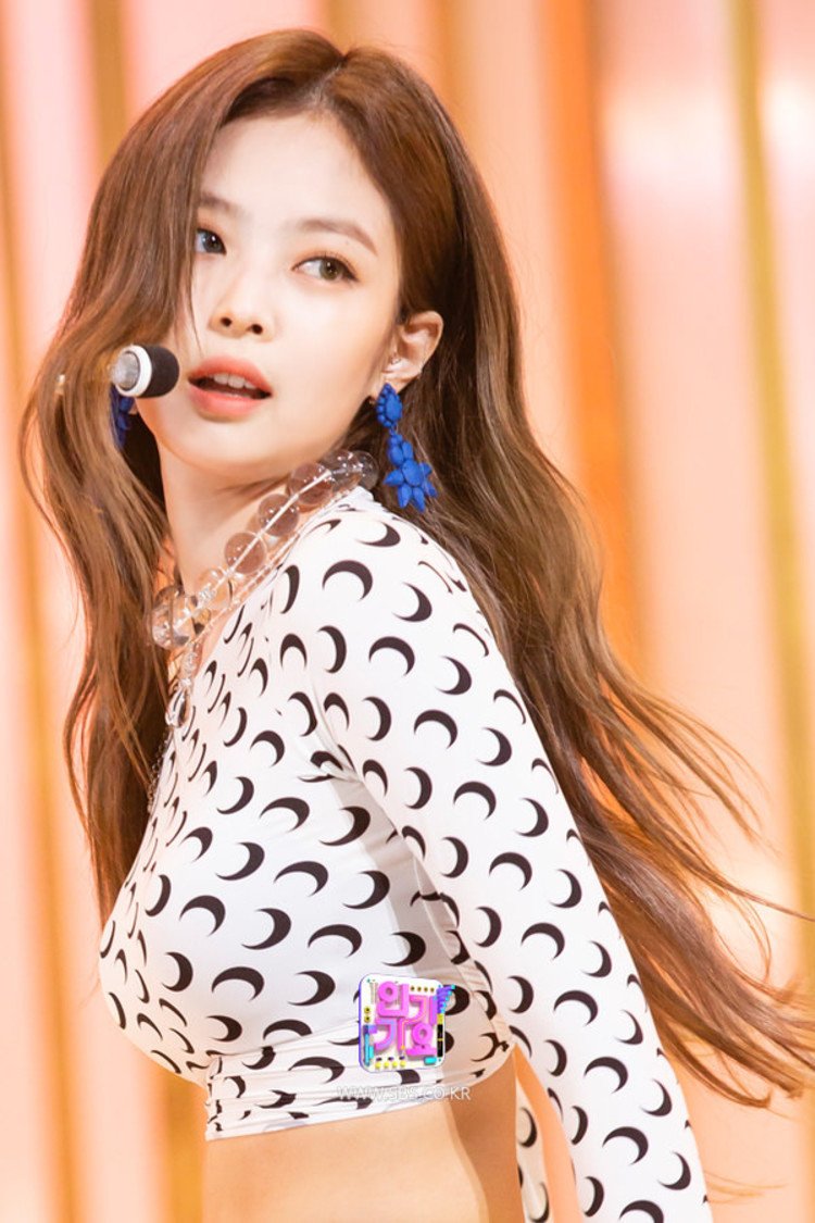 BLACKPINK『SBS人気歌謡』より（ⓒSBS）